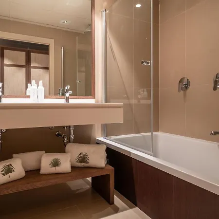 Ritual De Terra & Szálloda