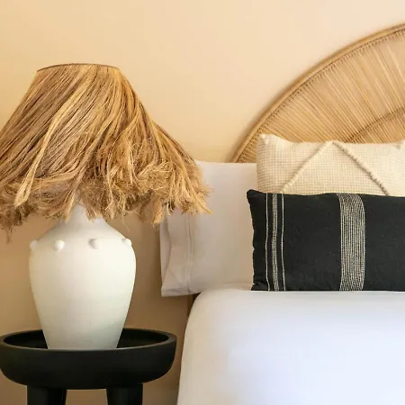 Ritual De Terra & Szálloda